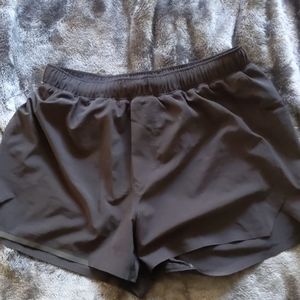 Lululemon The Surge 3in black